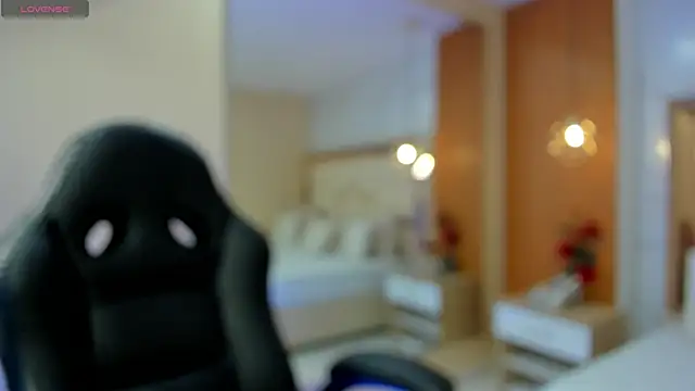 julieta rosee online show from January 2026 10:23:01 PM