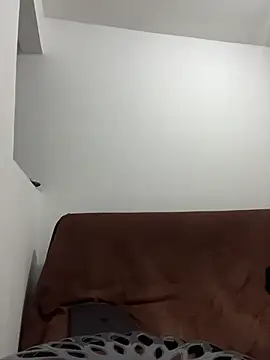 Snapshot of julieta_rosee chatting on April 2026 03:53:02 AM julieta rosee online show from April 2026 03:53:02 AM