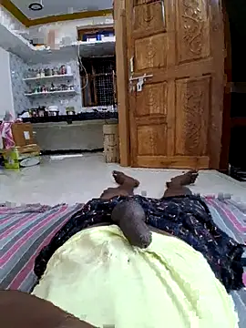 RAYI Queen 3 online show from September 2025 09:14:02 PM