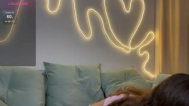 Snapshot of Eva_Collinss chatting on October 2025 02:29:01 AM Eva Collinss online show from October 2025 02:29:01 AM