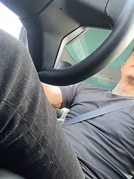 Snapshot of X_es_SL chatting on October 2025 08:47:01 AM X es SL online show from October 2025 08:47:01 AM