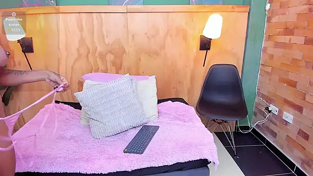 Snapshot of milavega_ chatting on March 2026 12:09:01 PM milavega online show from March 2026 12:09:01 PM