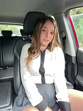 Snapshot of sashapulse chatting on March 2026 04:43:01 PM sashapulse online show from March 2026 04:43:01 PM