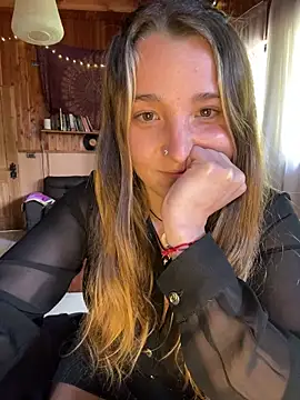 Snapshot of sashapulse chatting on March 2026 06:02:02 PM sashapulse online show from March 2026 06:02:02 PM