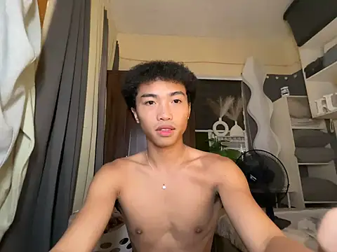 yourhotpinoy online show from April 2026 07:07:01 PM