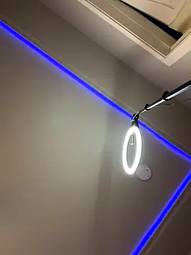 Ranthru13 online show from November 2025 09:59:01 PM