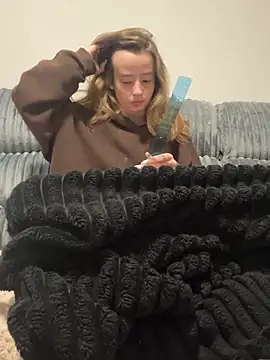 SeccySerena online show from October 2025 02:24:02 PM