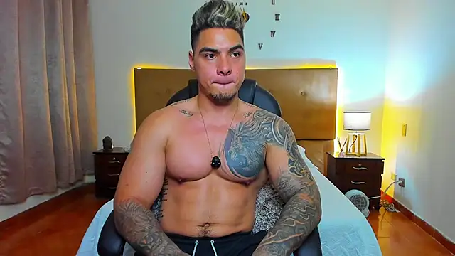 Snapshot of Steven_Velez chatting on September 2025 01:28:01 AM Steven Velez online show from September 2025 01:28:01 AM