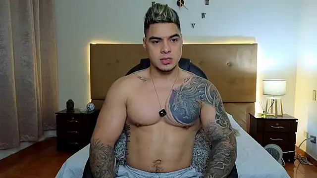 Snapshot of Steven_Velez chatting on September 2025 12:54:02 AM Steven Velez online show from September 2025 12:54:02 AM