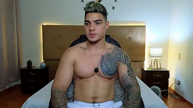 Snapshot of Steven_Velez chatting on September 2025 12:11:01 AM Steven Velez online show from September 2025 12:11:01 AM