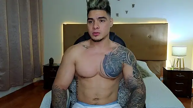 Snapshot of Steven_Velez chatting on September 2025 01:00:01 AM Steven Velez online show from September 2025 01:00:01 AM