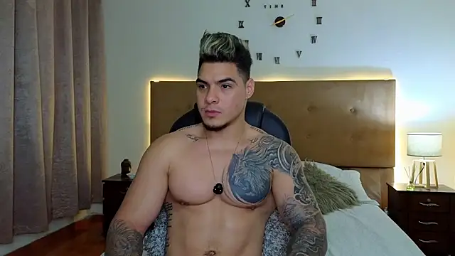 Snapshot of Steven_Velez chatting on October 2025 11:58:01 PM Steven Velez online show from October 2025 11:58:01 PM