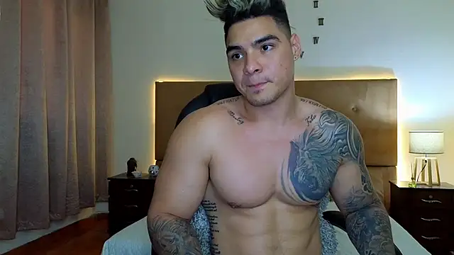 Snapshot of Steven_Velez chatting on October 2025 09:06:01 PM Steven Velez online show from October 2025 09:06:01 PM