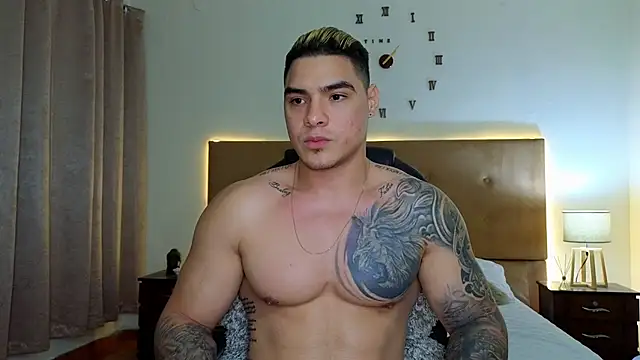 Snapshot of Steven_Velez chatting on October 2025 11:56:02 PM Steven Velez online show from October 2025 11:56:02 PM