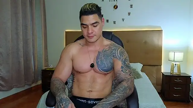 Snapshot of Steven_Velez chatting on December 2025 04:51:01 AM Steven Velez online show from December 2025 04:51:01 AM