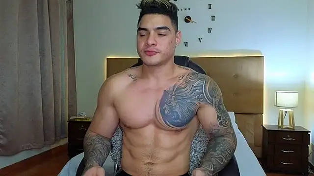 Snapshot of Steven_Velez chatting on December 2025 02:05:01 AM Steven Velez online show from December 2025 02:05:01 AM