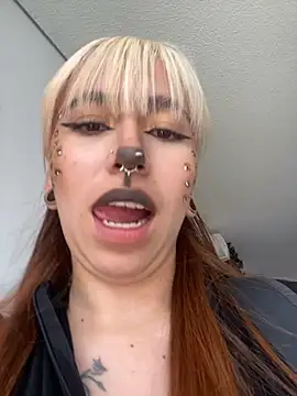 Sallem Pink online show from October 2025 07:37:02 PM