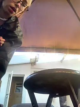 Sallem Pink online show from February 2026 11:13:01 AM