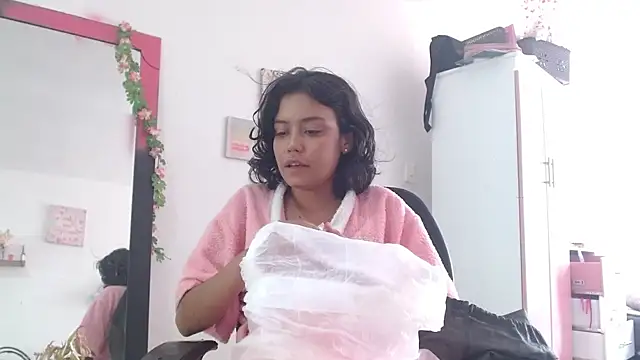 TamaraMera online show from October 2025 02:29:01 PM