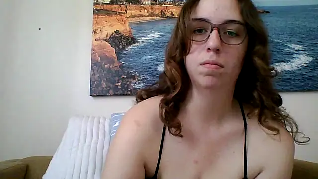 sweetsocalgirl online show from March 2026 11:31:02 PM