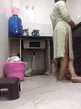 Snapshot of kajal_01raj chatting on October 2025 02:40:01 PM kajal 01raj online show from October 2025 02:40:01 PM