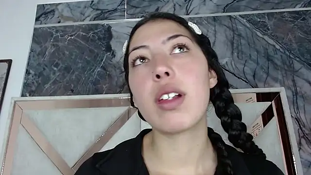 malejahotcs01 online show from December 2025 02:25:02 PM