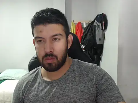 Axel11113 online show from November 2025 02:36:02 AM