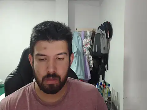 Axel11113 online show from December 2025 01:44:01 AM