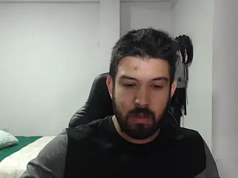 Axel11113 online show from December 2025 02:51:02 AM