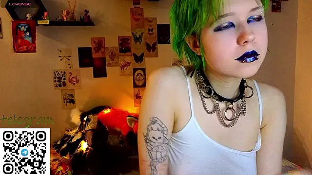 Snapshot of CarolineRichter chatting on January 2026 10:08:01 PM CarolineRichter online show from January 2026 10:08:01 PM