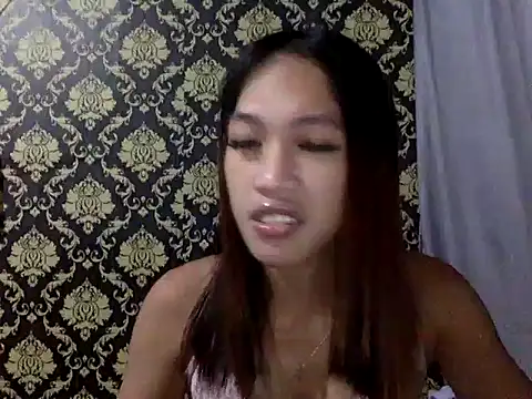 Snapshot of your_wifey chatting on October 2025 11:31:02 AM your wifey online show from October 2025 11:31:02 AM