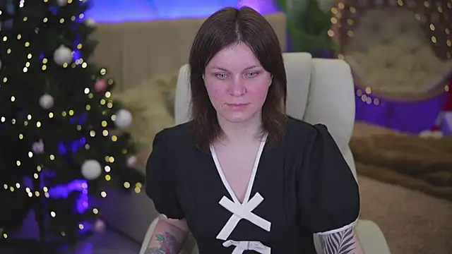 TinaMelt online show from December 2025 07:41:02 PM