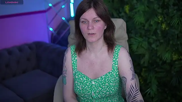 TinaMelt online show from May 2026 06:49:02 PM