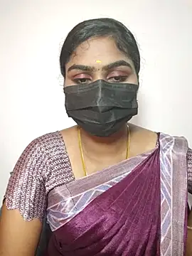 Snapshot of Tamil_Princess12 chatting on October 2025 06:30:02 PM Tamil Princess12 online show from October 2025 06:30:02 PM