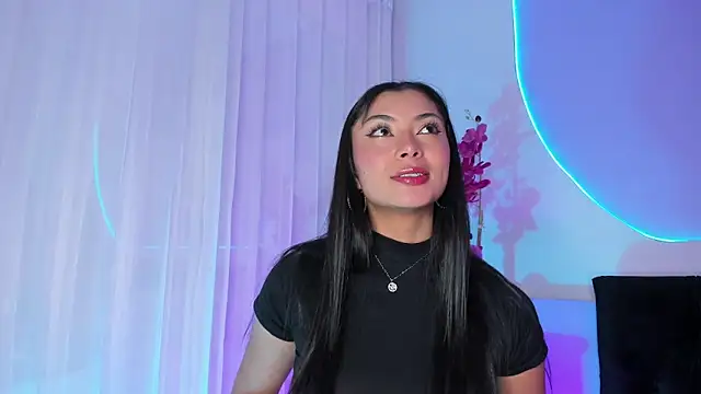 Snapshot of _HAANNAH_ chatting on December 2025 07:53:02 PM HAANNAH online show from December 2025 07:53:02 PM