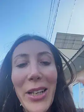 HellaryTourent online show from September 2025 12:05:01 PM