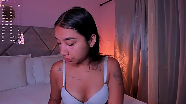 MissPocahontass online show from September 2025 11:33:01 AM