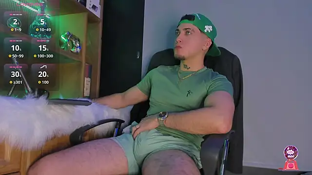 Snapshot of Gael_williams1 chatting on November 2025 12:57:02 AM Gael williams1 online show from November 2025 12:57:02 AM