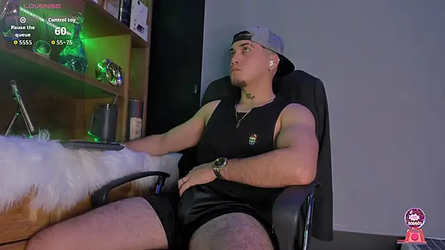 Snapshot of Gael_williams1 chatting on November 2025 06:51:01 PM Gael williams1 online show from November 2025 06:51:01 PM