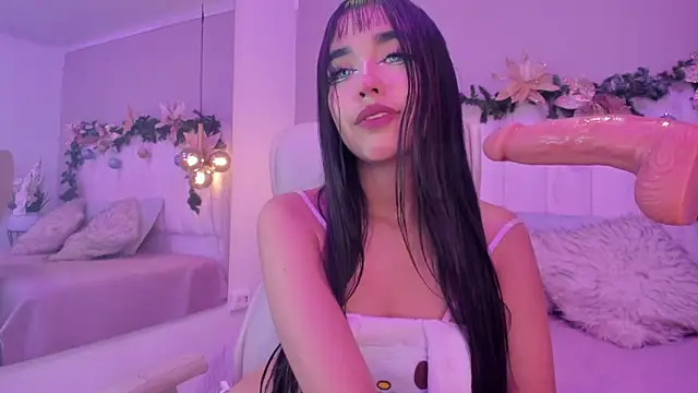 Snapshot of Rachell_Ross_ chatting on December 2025 07:53:02 PM Rachell Ross online show from December 2025 07:53:02 PM