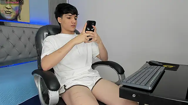 SamBlack  online show from May 2026 01:30:02 PM