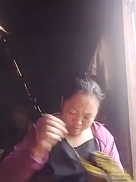 Snapshot of MaySweetb chatting on October 2025 01:50:02 AM MaySweetb online show from October 2025 01:50:02 AM