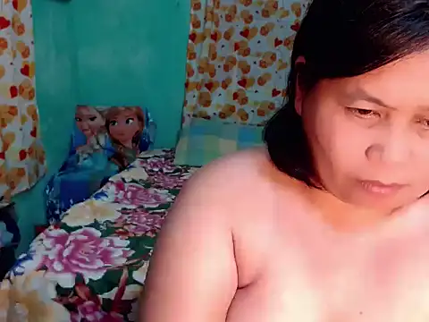 Snapshot of lovelable_smile chatting on April 2026 05:32:02 PM lovelable smile online show from April 2026 05:32:02 PM