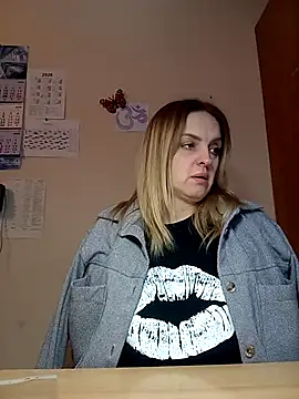 Snapshot of Ami_Foxy chatting on January 2026 07:35:02 AM Ami Foxy online show from January 2026 07:35:02 AM