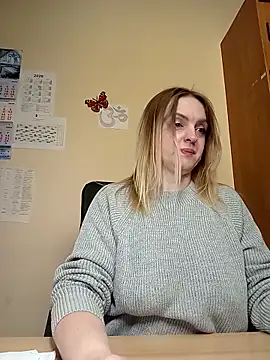 Snapshot of Ami_Foxy chatting on May 2026 05:36:02 AM Ami Foxy online show from May 2026 05:36:02 AM