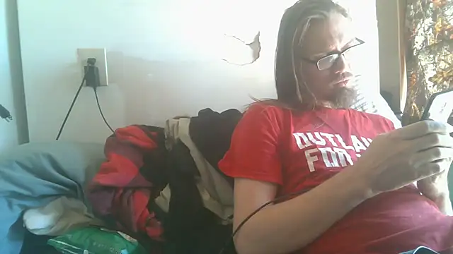 Snapshot of dandonn chatting on April 2026 04:10:02 PM dandonn online show from April 2026 04:10:02 PM