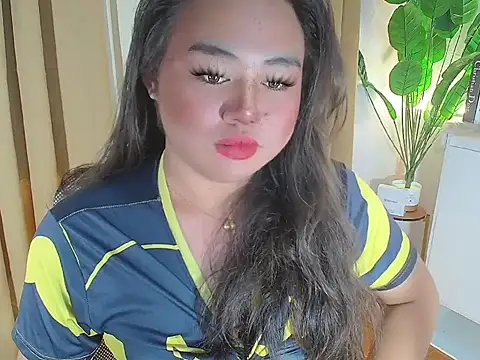 Snapshot of ursexy_ceciliaxx chatting on April 2026 10:10:01 PM ursexy ceciliaxx online show from April 2026 10:10:01 PM