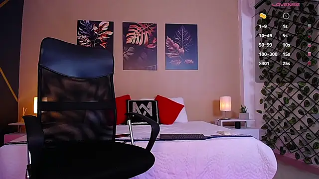 Snapshot of ChristopherBlack_ chatting on March 2026 01:06:02 PM ChristopherBlack online show from March 2026 01:06:02 PM