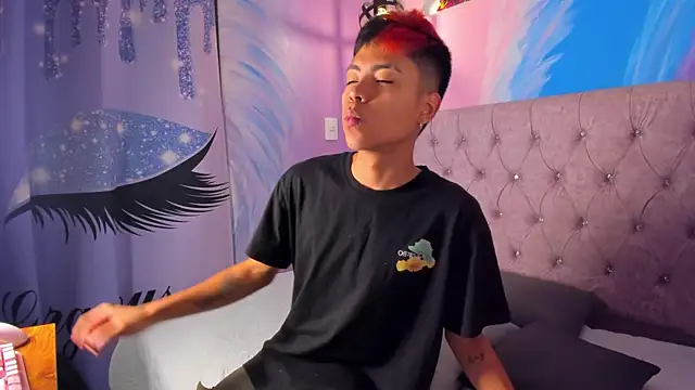 MaxiWildd online show from September 2025 12:52:01 PM