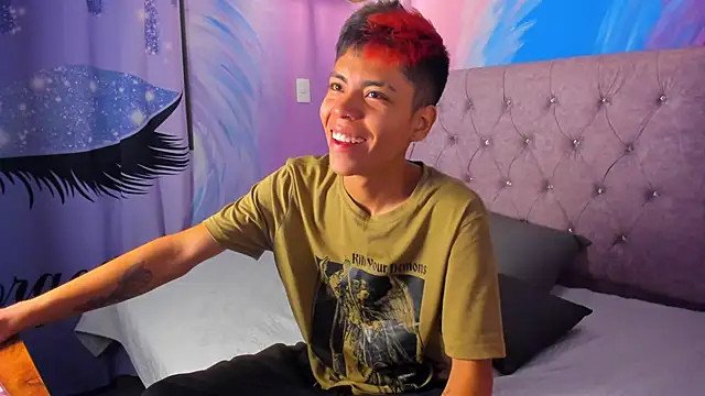 MaxiWildd online show from September 2025 12:54:01 PM